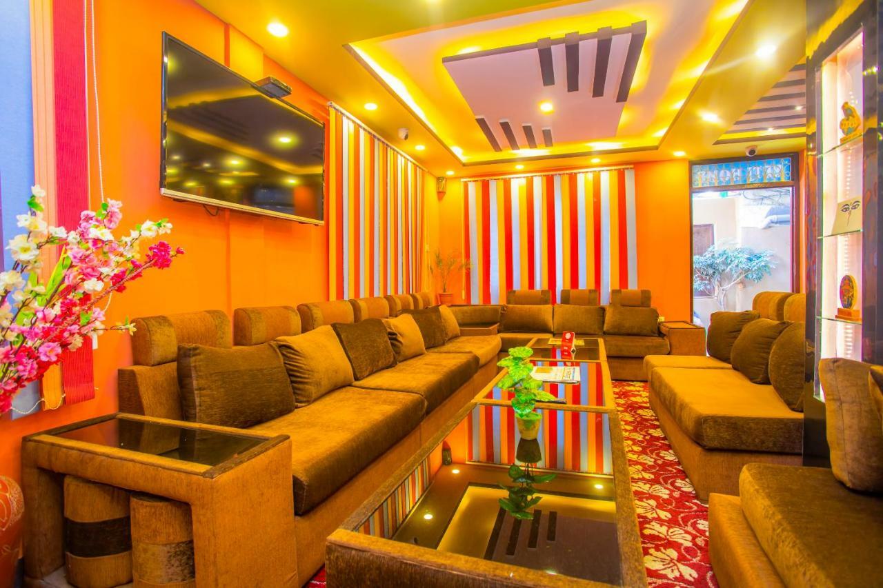 Oyo 492 Hotel Yeti Home Катманду Экстерьер фото